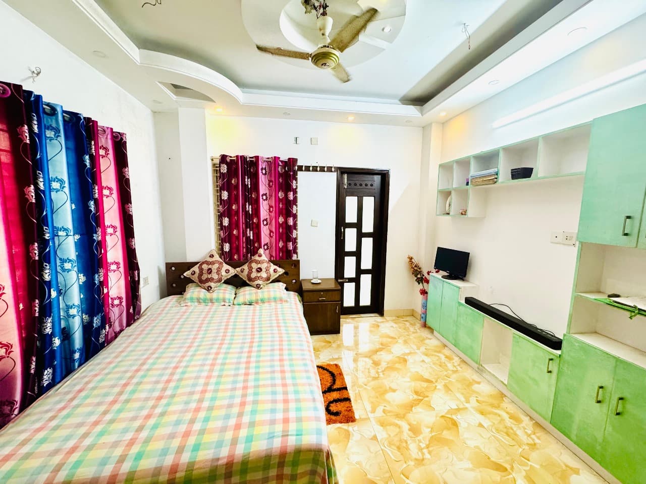 Gallery image 4