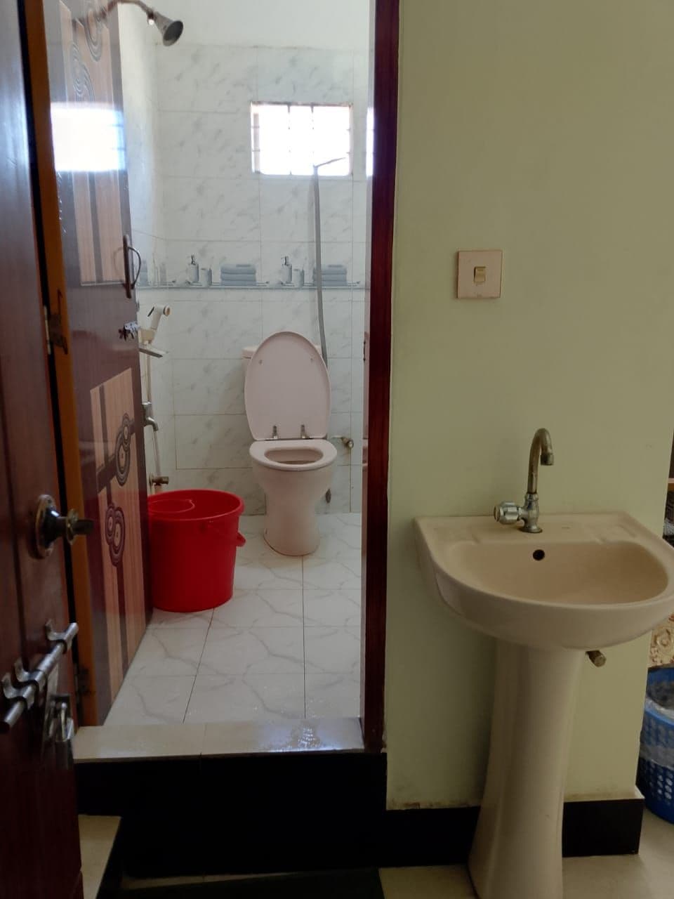 Gallery image 2