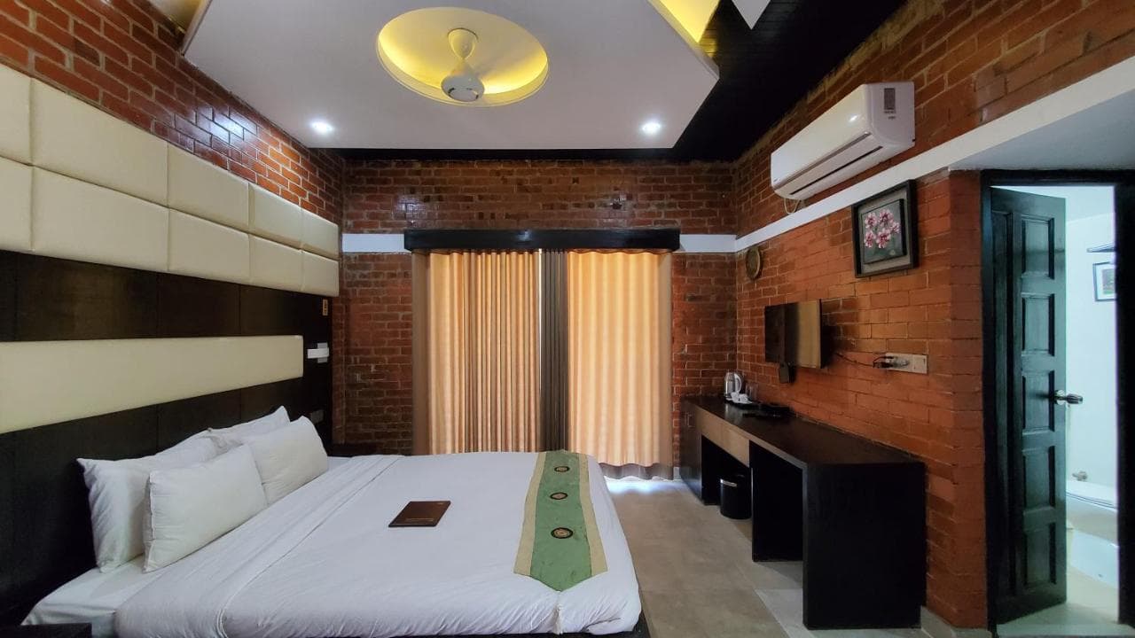 Gallery image 2