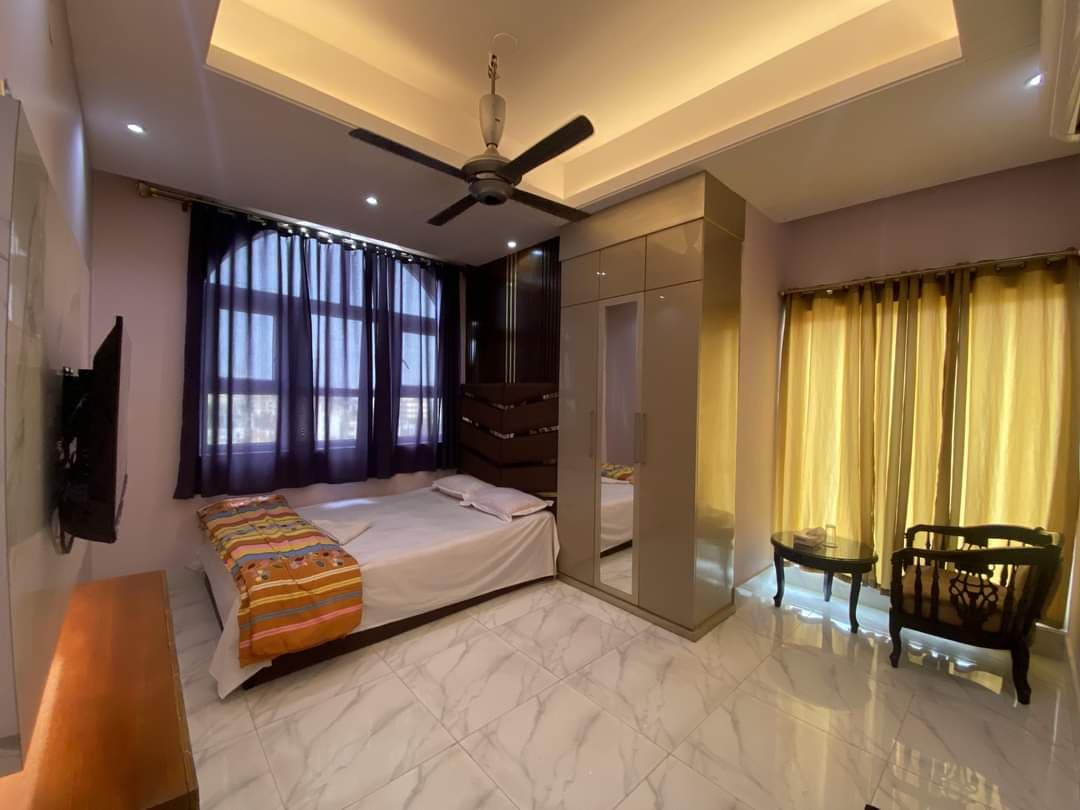 Gallery image 2