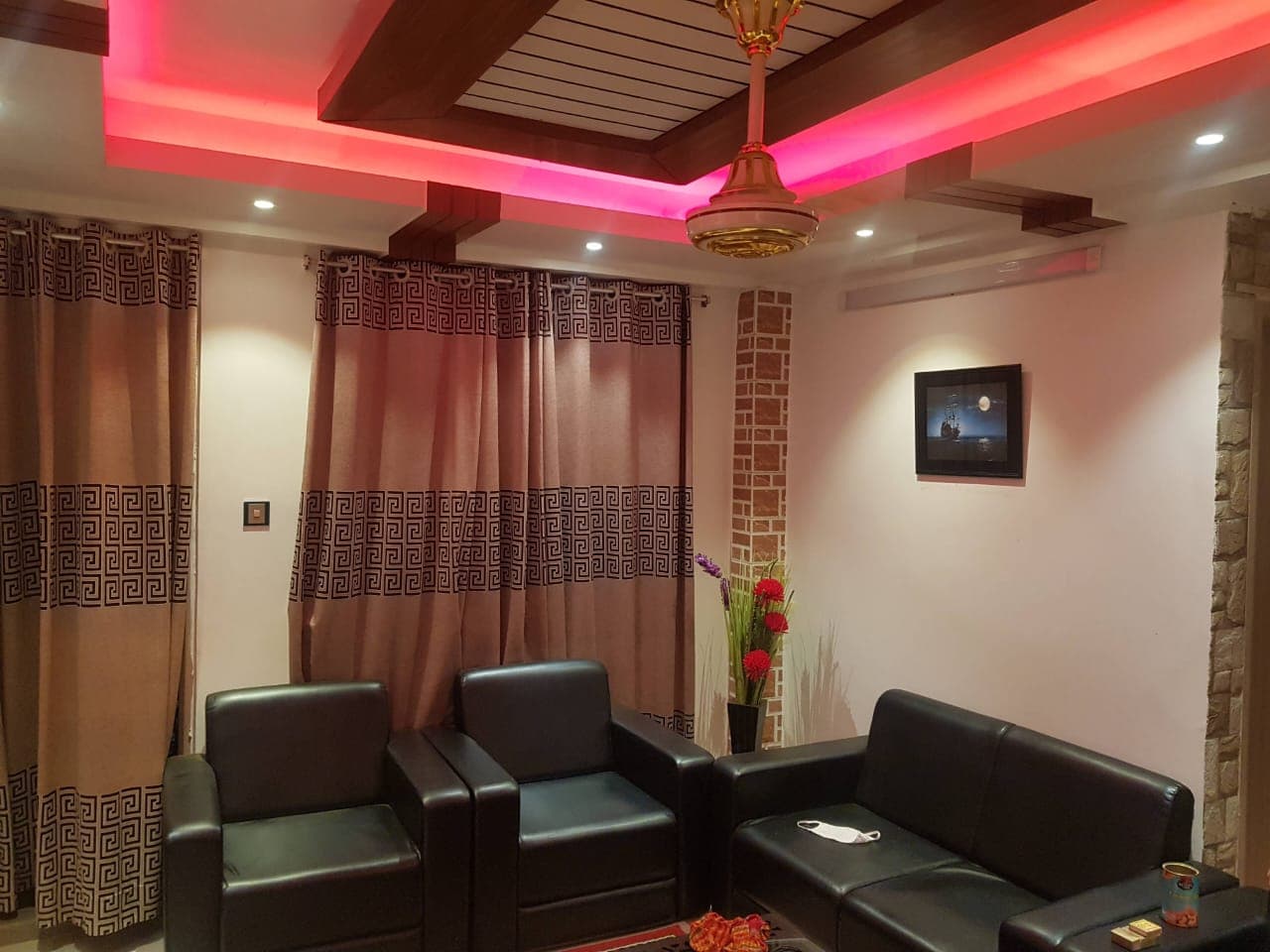 Gallery image 3