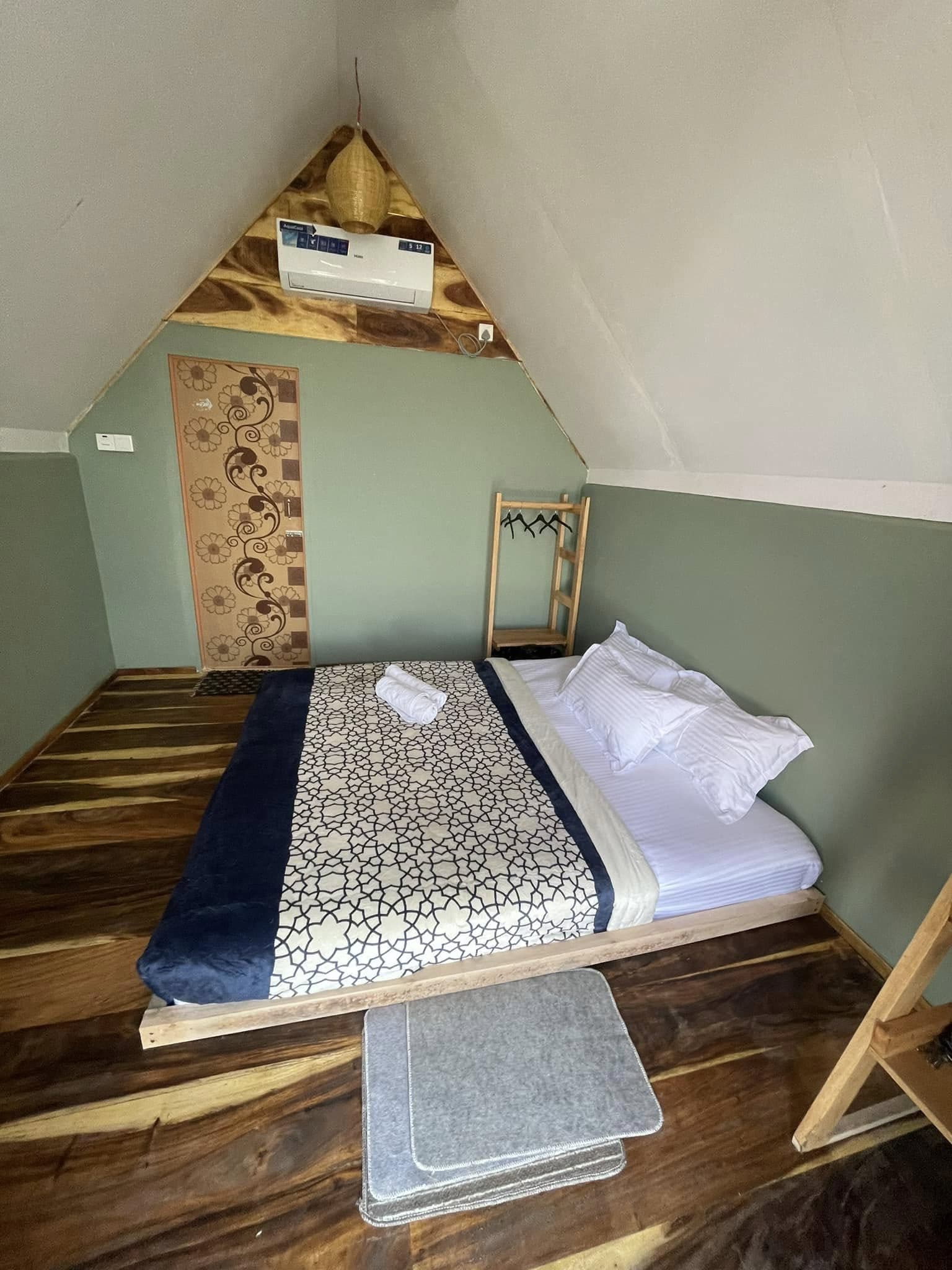 Gallery image 2