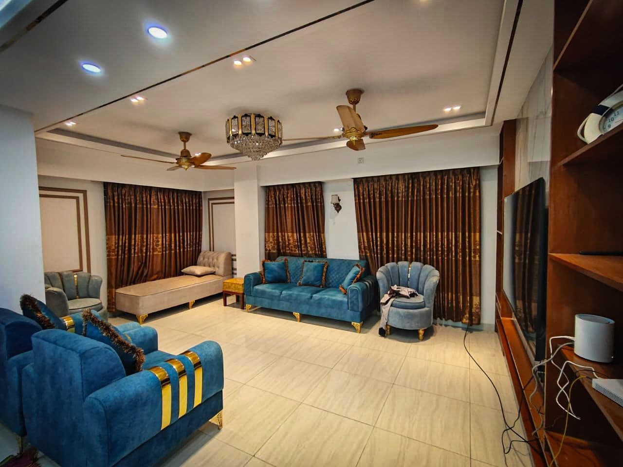 Gallery image 1