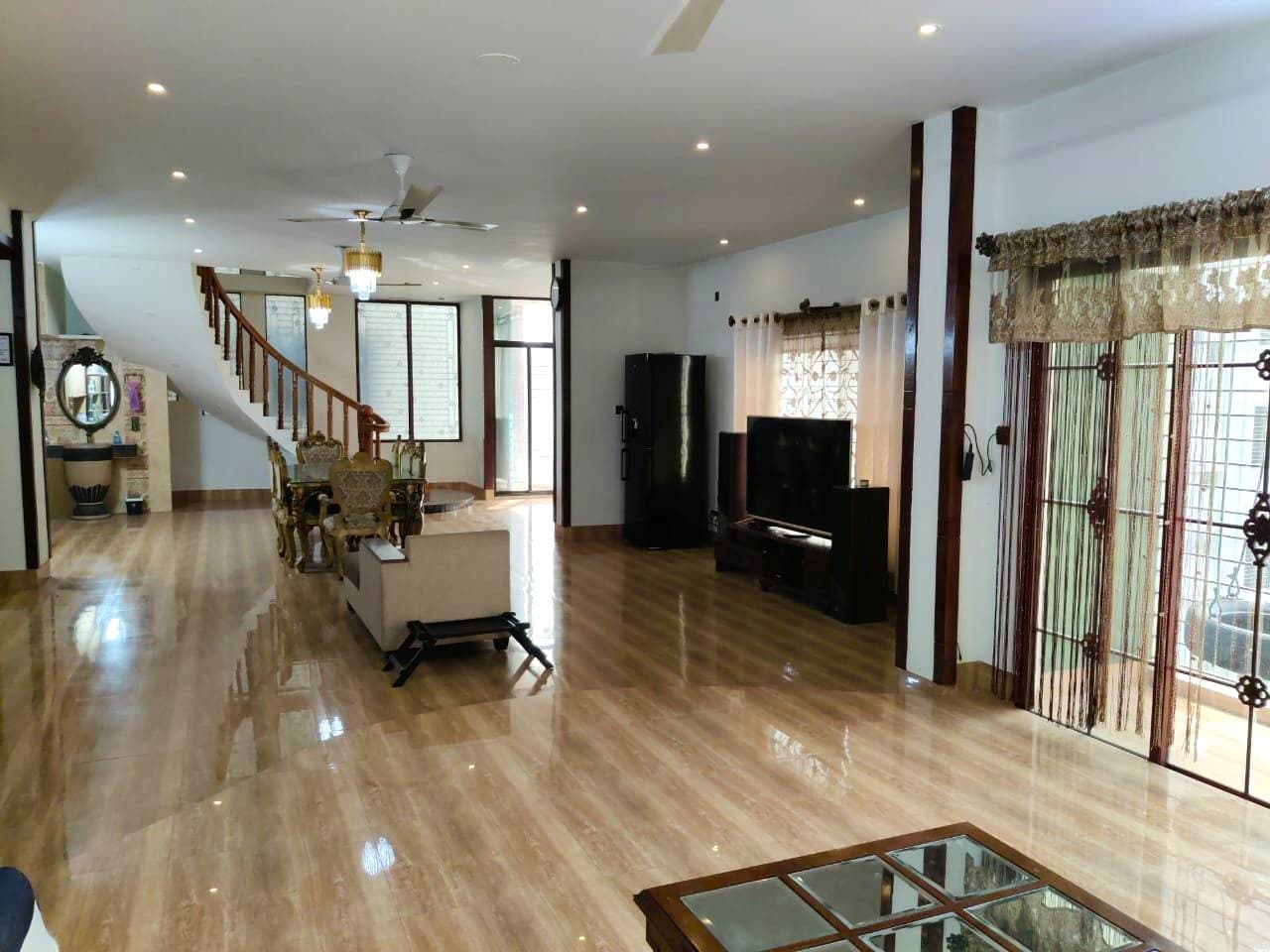 Gallery image 3