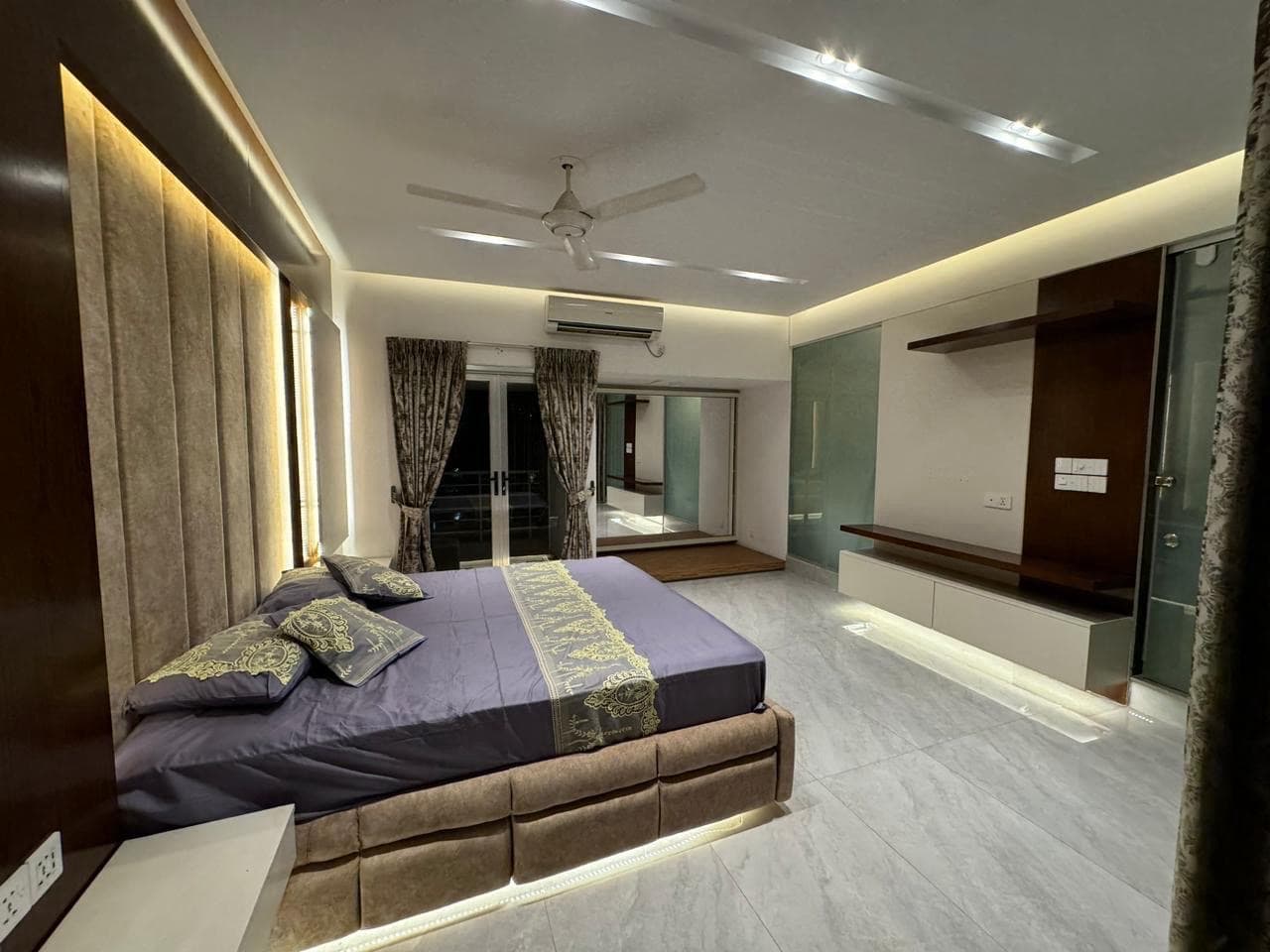 Gallery image 1