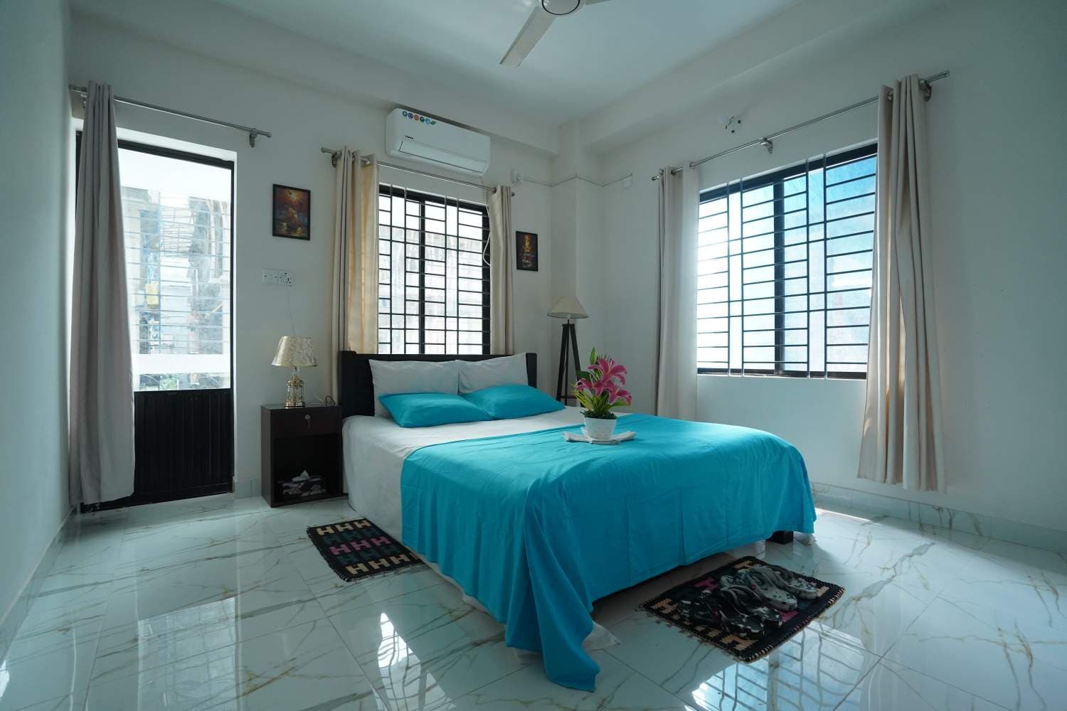 Gallery image 1