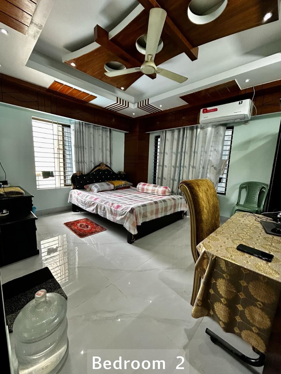 Gallery image 4