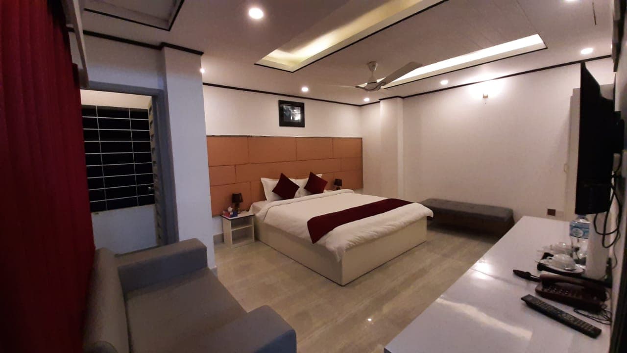 Gallery image 2