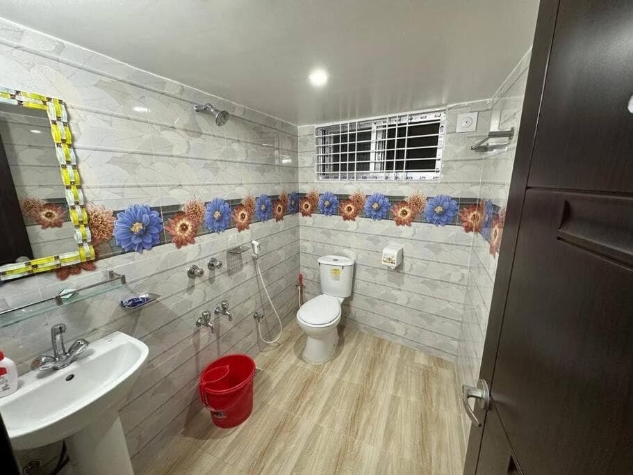 Gallery image 3