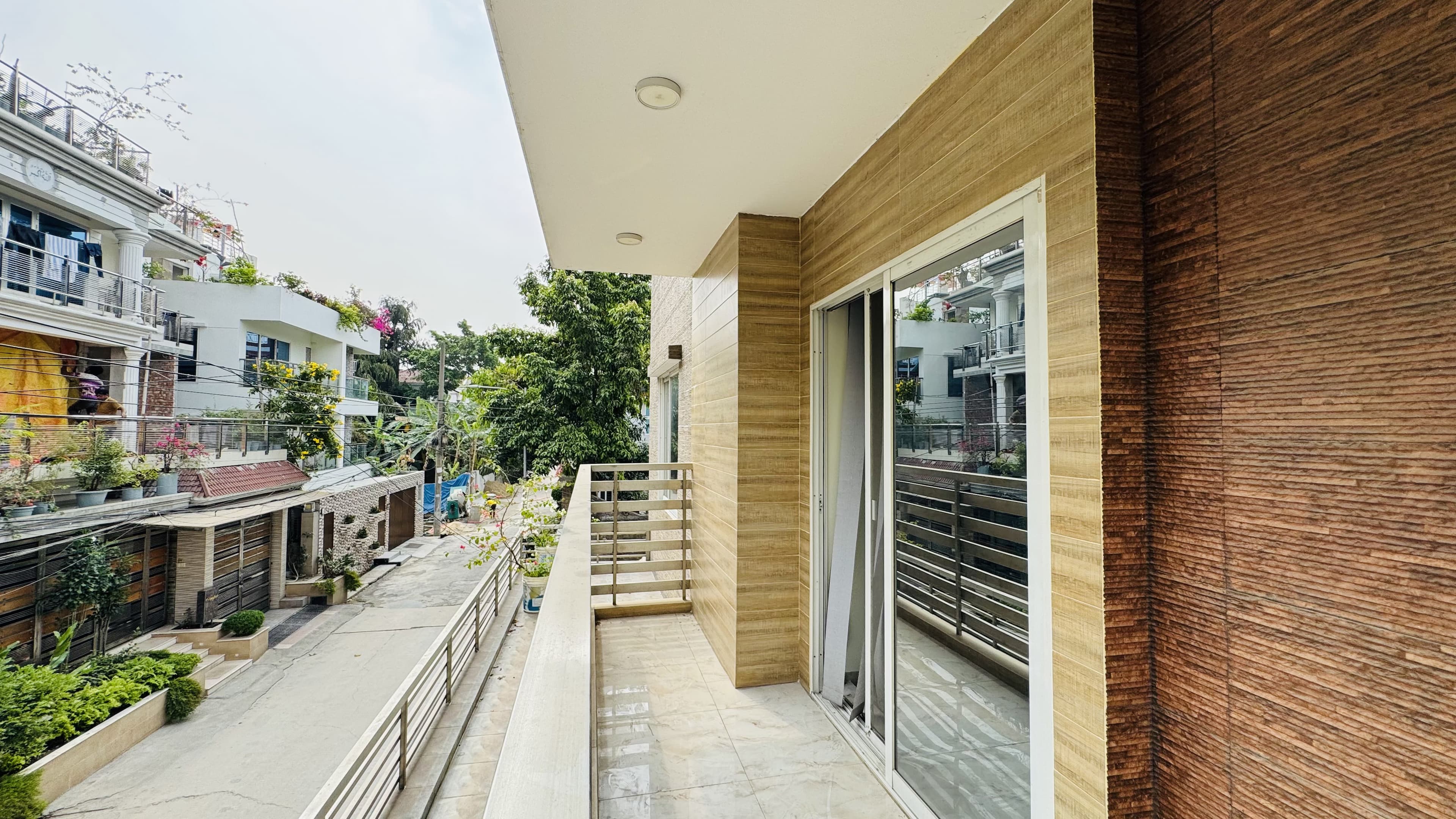 Gallery image 1