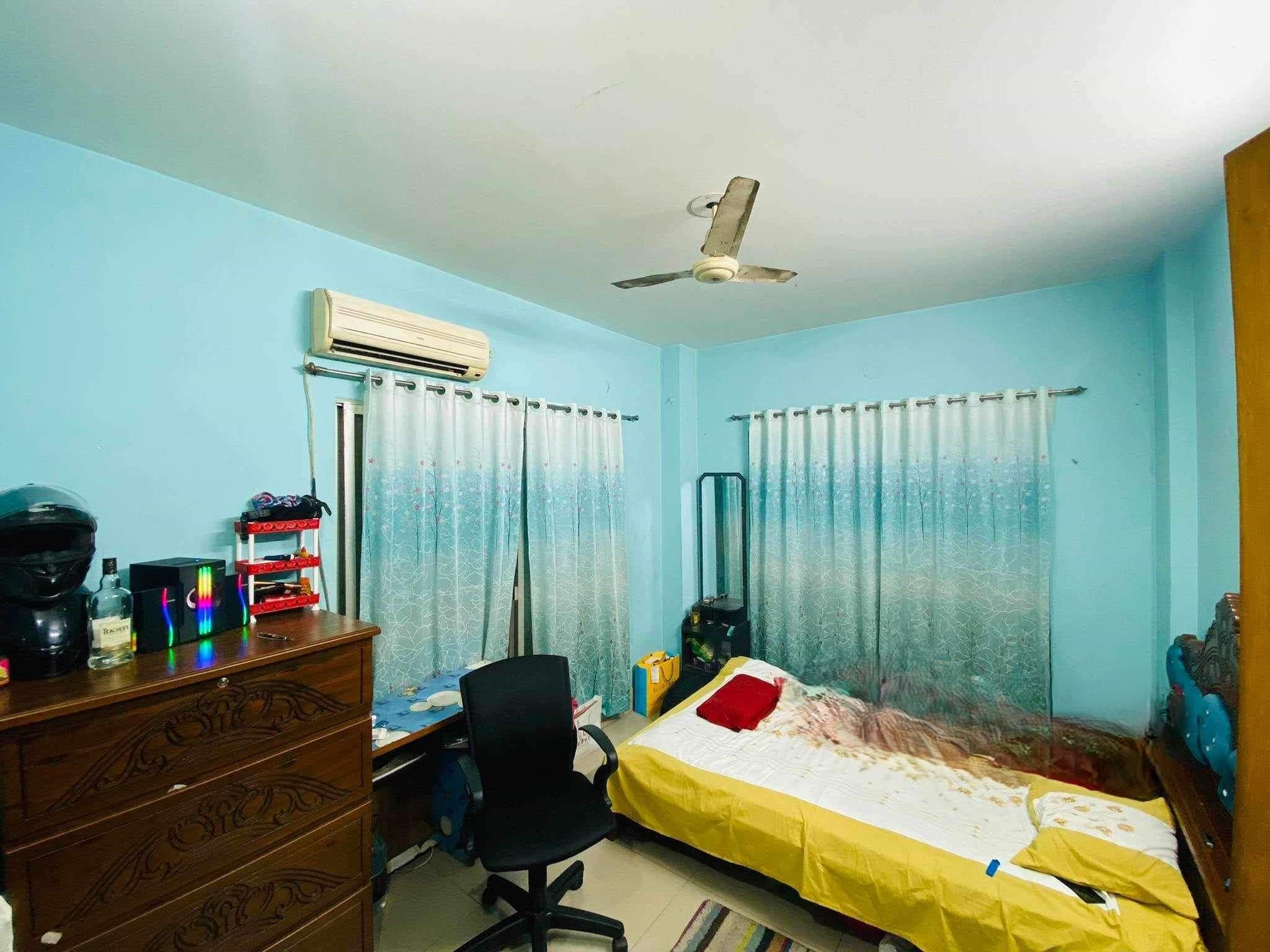 Gallery image 1