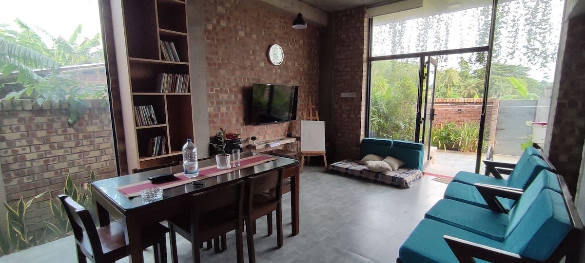Gallery image 2