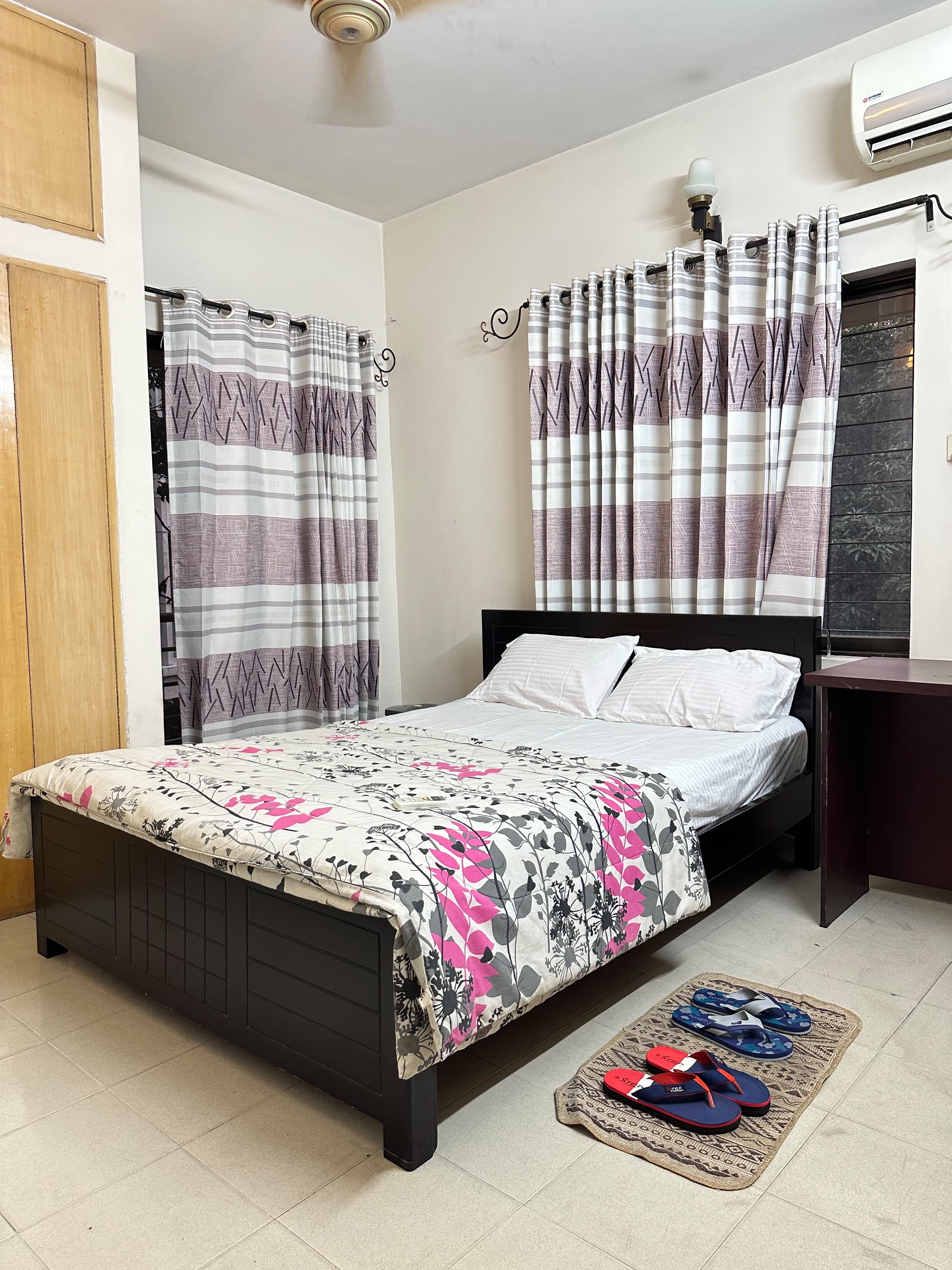 Gulshan8018