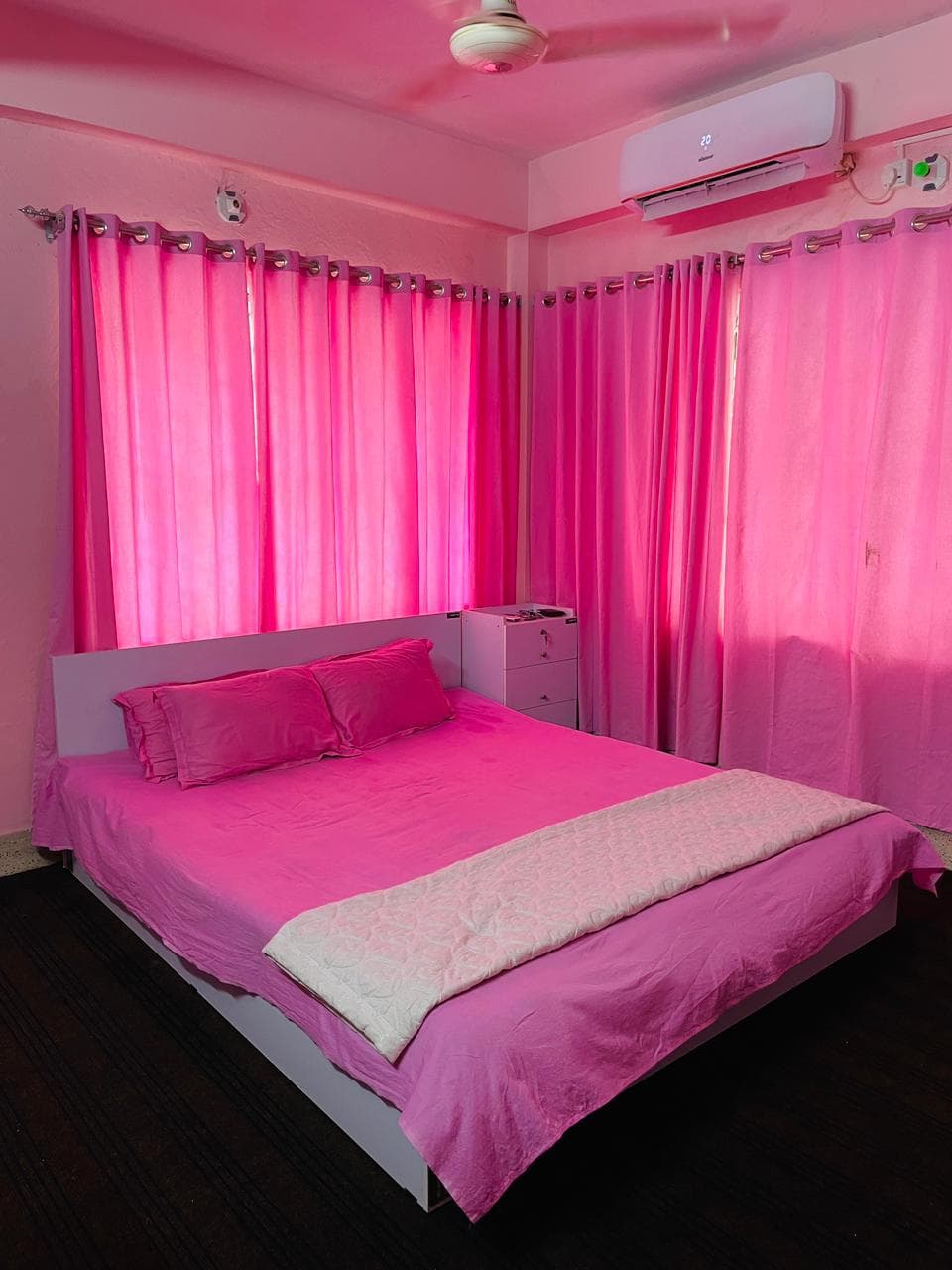 Gallery image 3