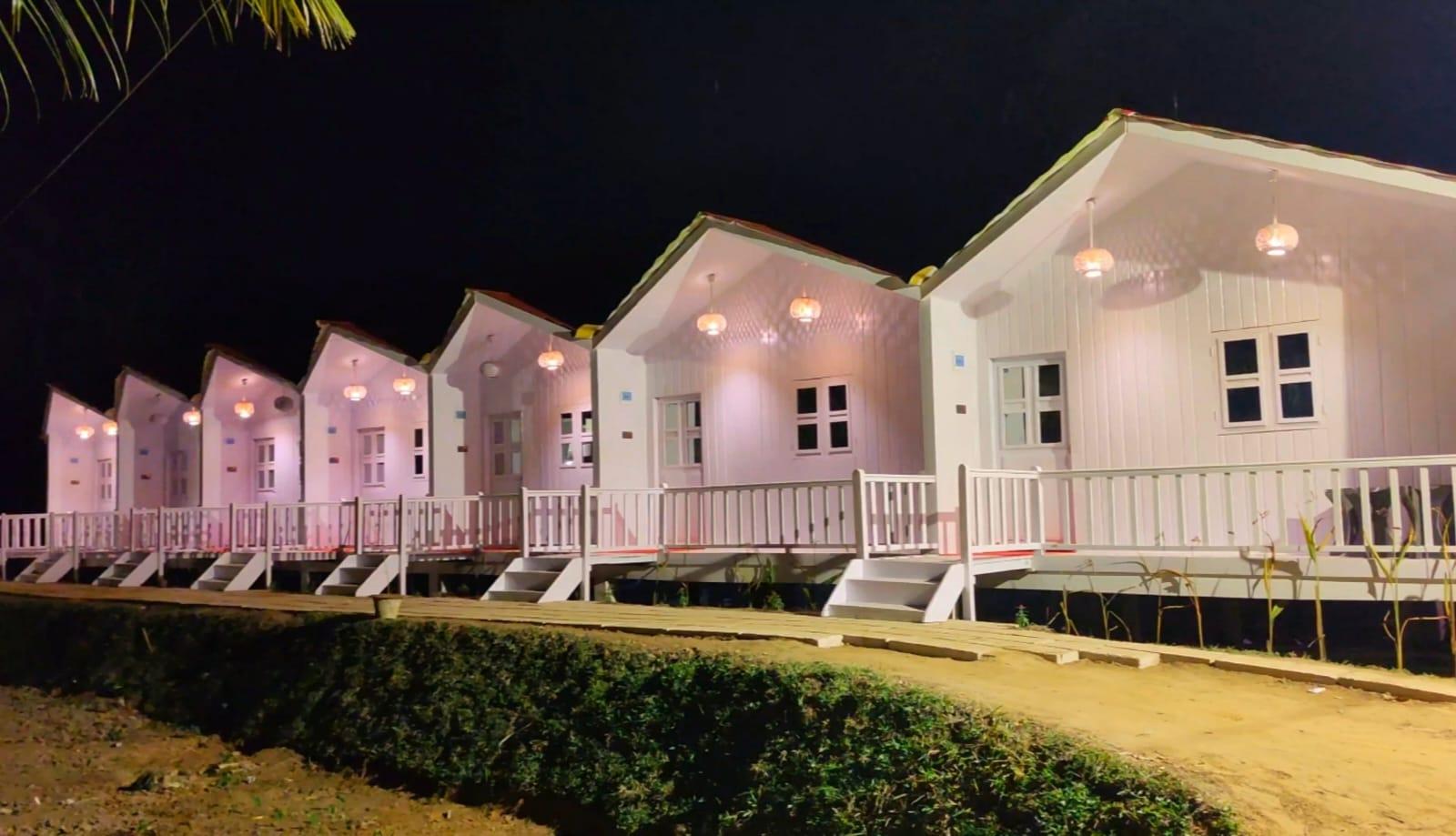 Executive Deluxe Family AC Cottage with Balcony at Coxs Bazar | Marine Drive Road6556