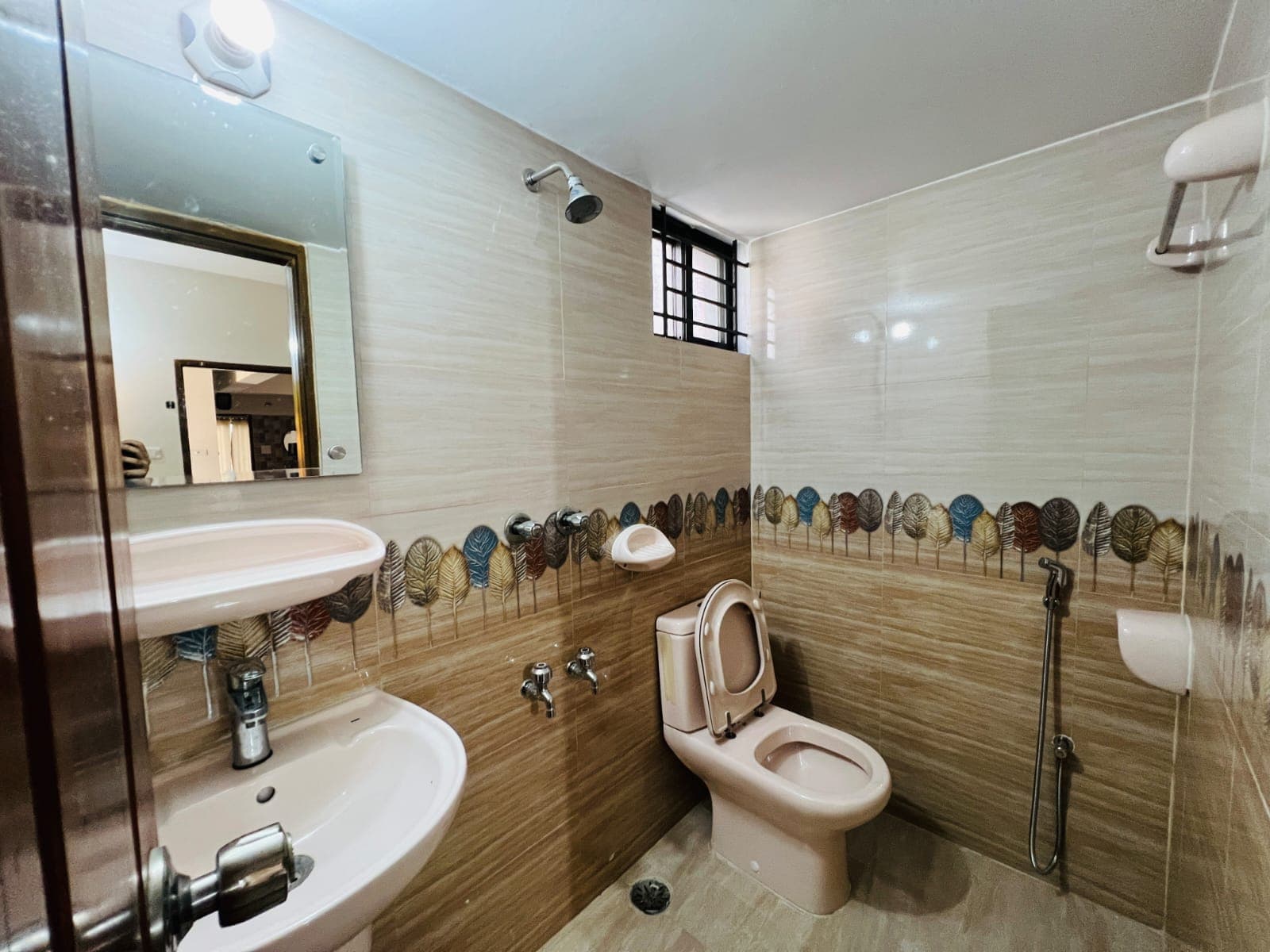 Gallery image 5
