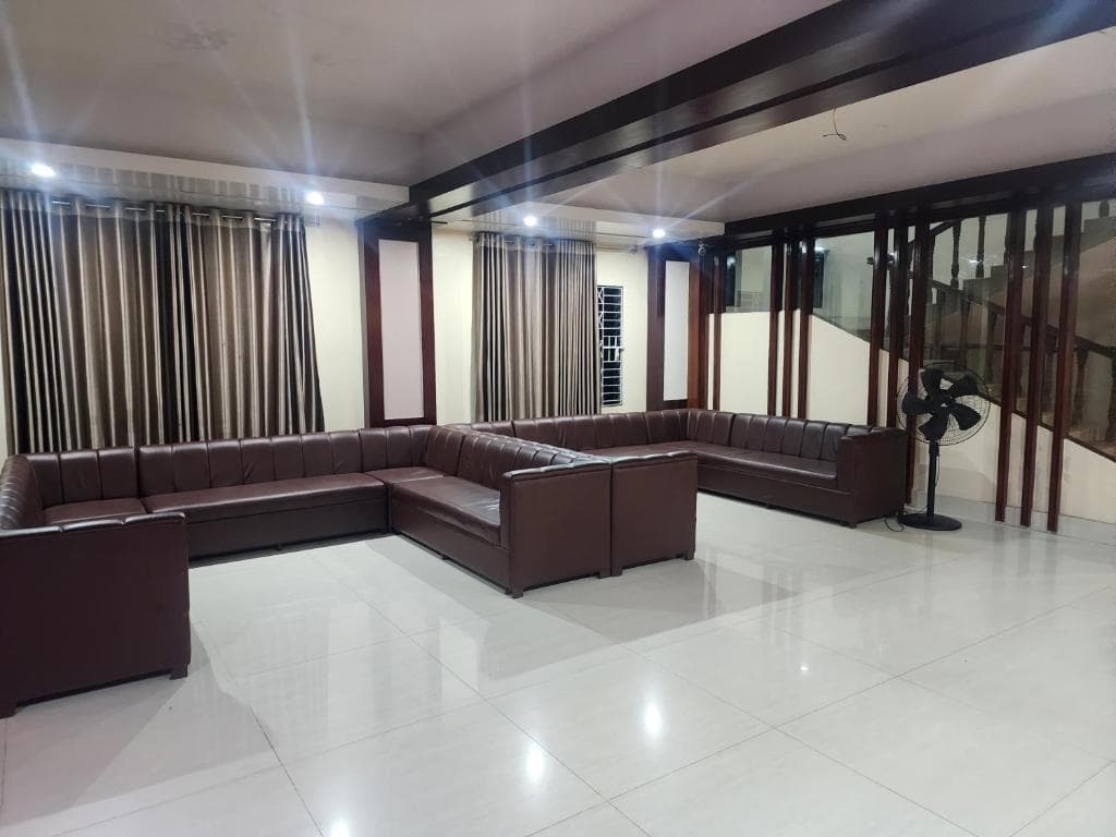 Gallery image 3