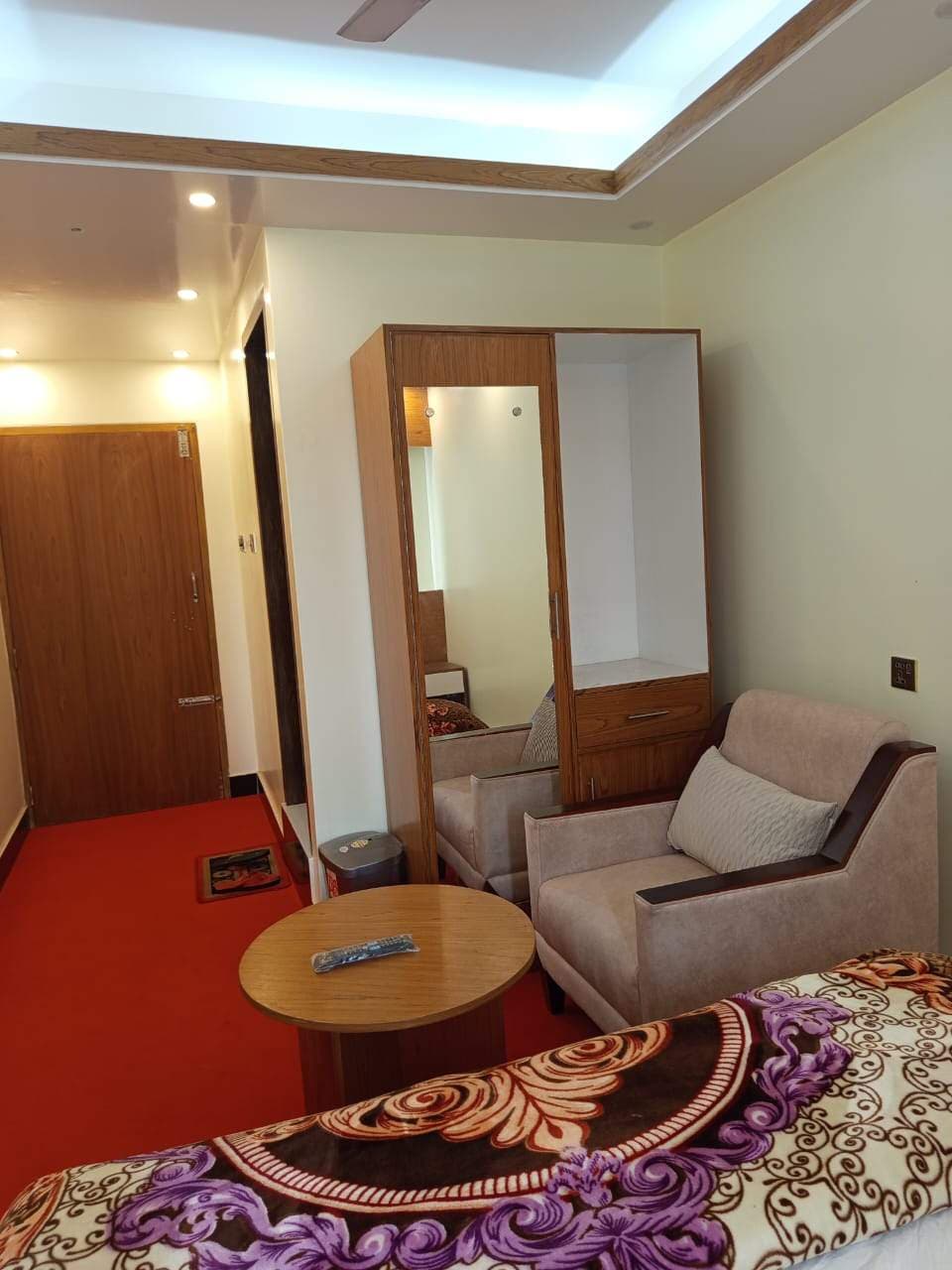 Gallery image 3