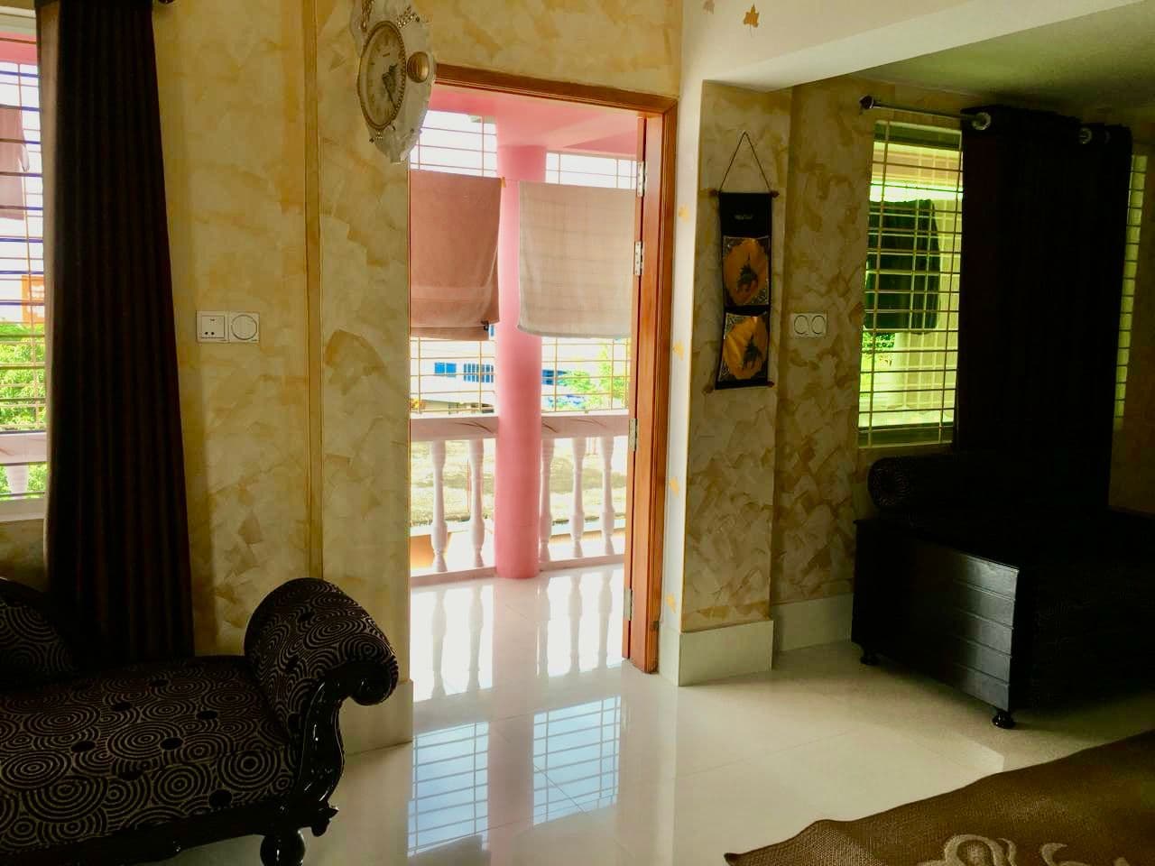 Gallery image 4