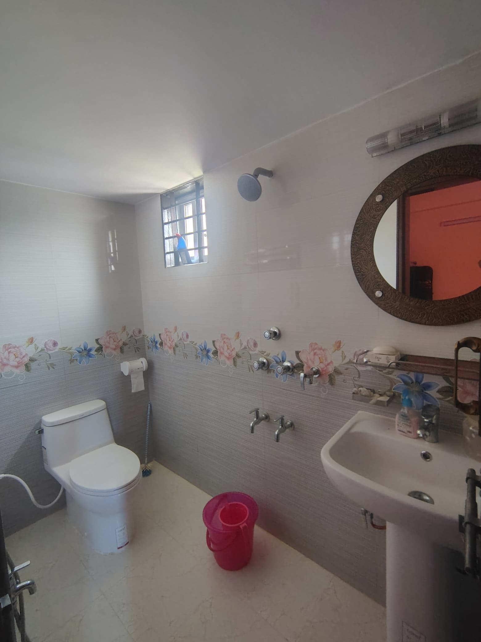 Gallery image 3
