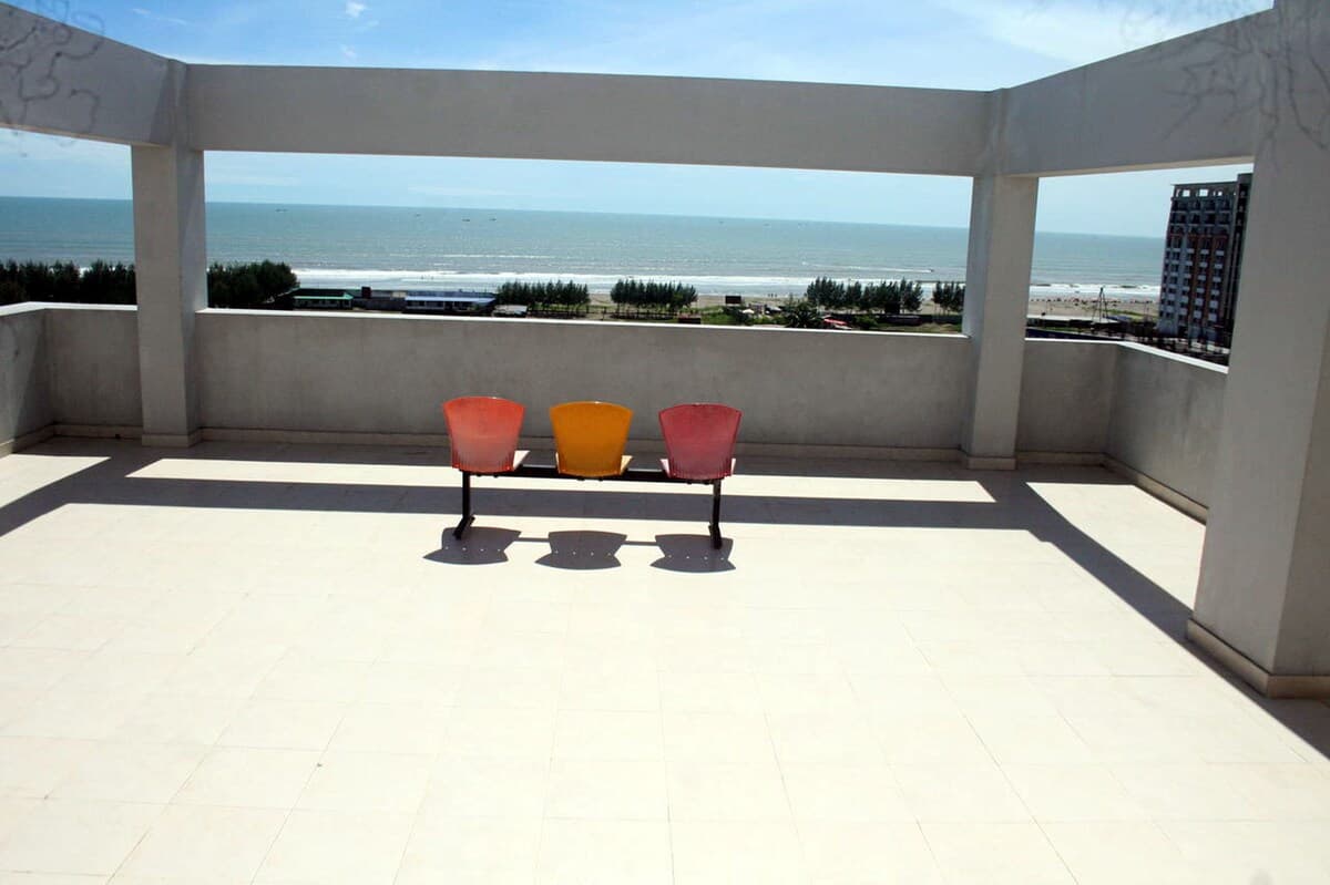 Gallery image 3