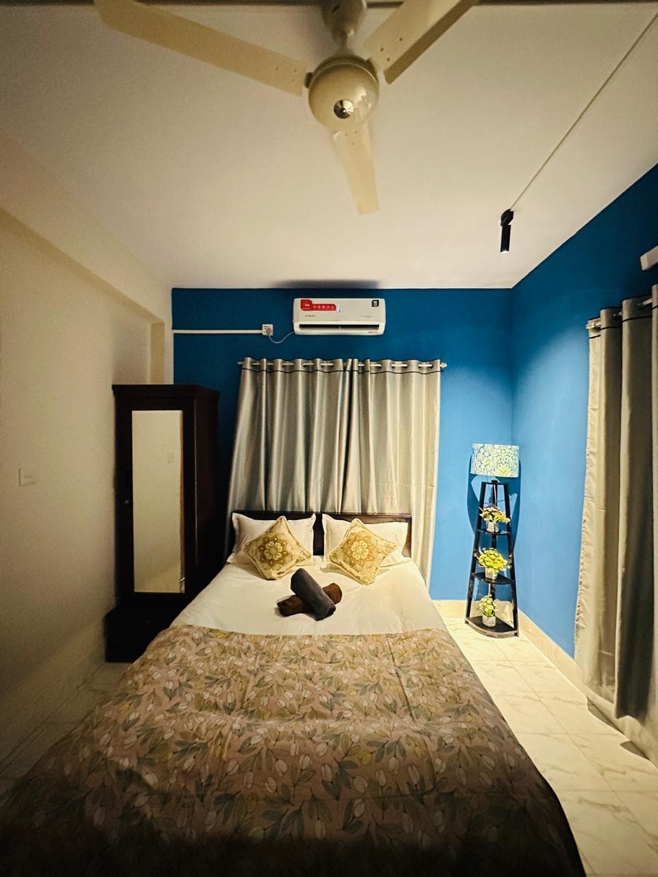 Gallery image 3