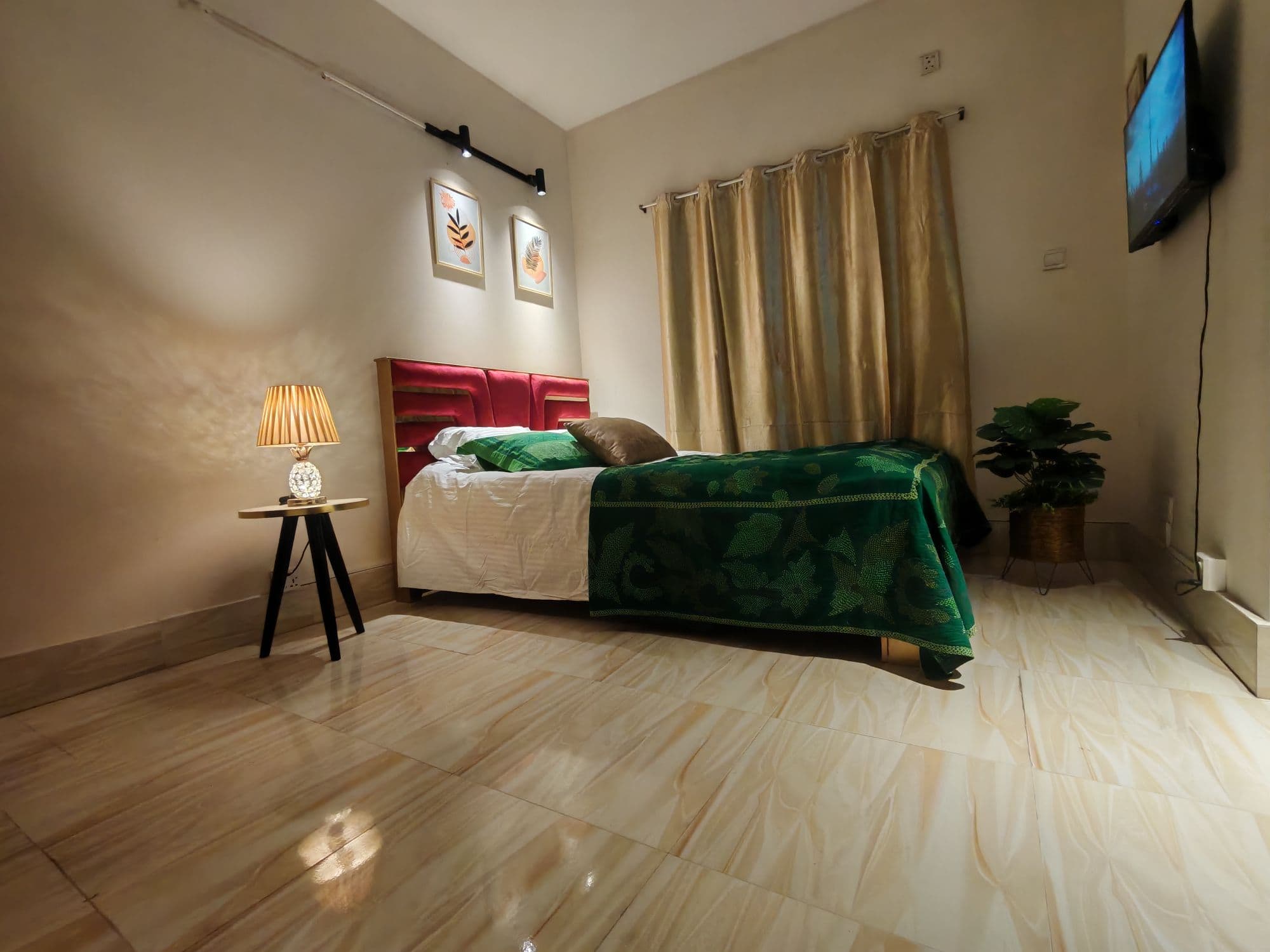 Gallery image 2